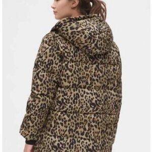Gap leopard print hooded puffer jacket Womens Small Oversize Water Resistant